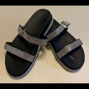 Black slide with diamond detail women’s size 43